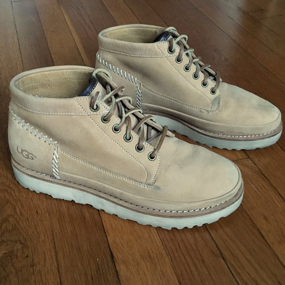UGG Mens Campfire Trail Chukka Boots Unlined - Size 9 - Picture 1 of 4